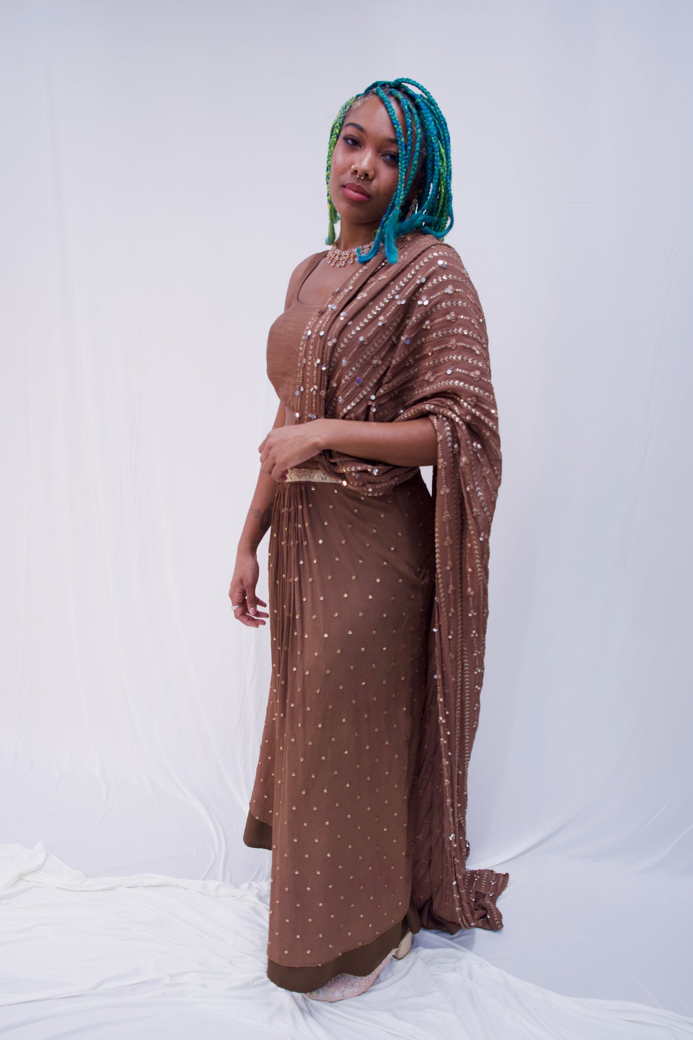 Manisha Brown pre-stitch saree (Rental)