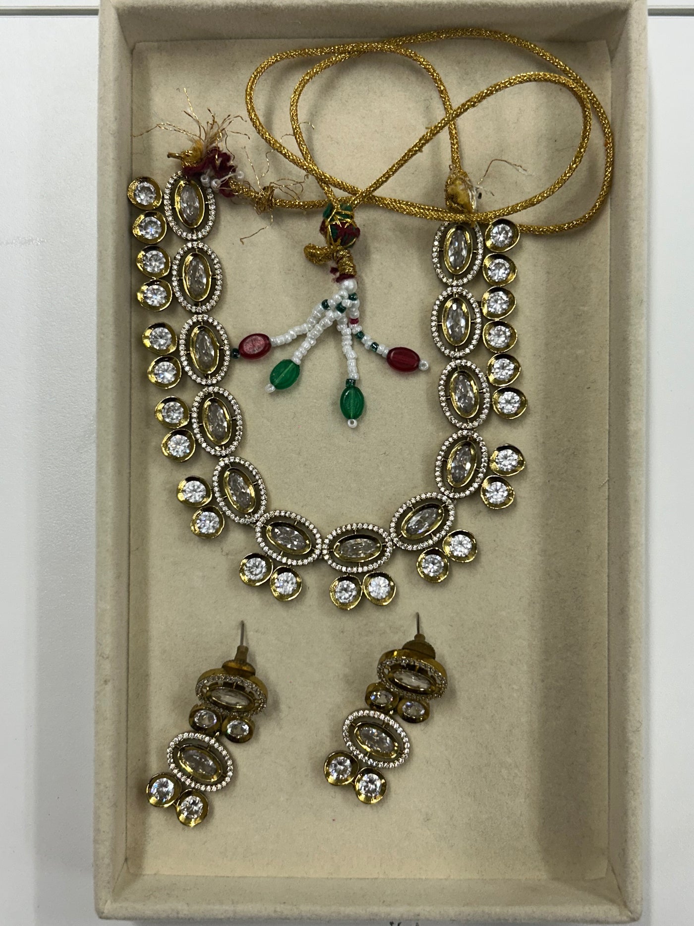 Chloe Jadtar Set - Rental