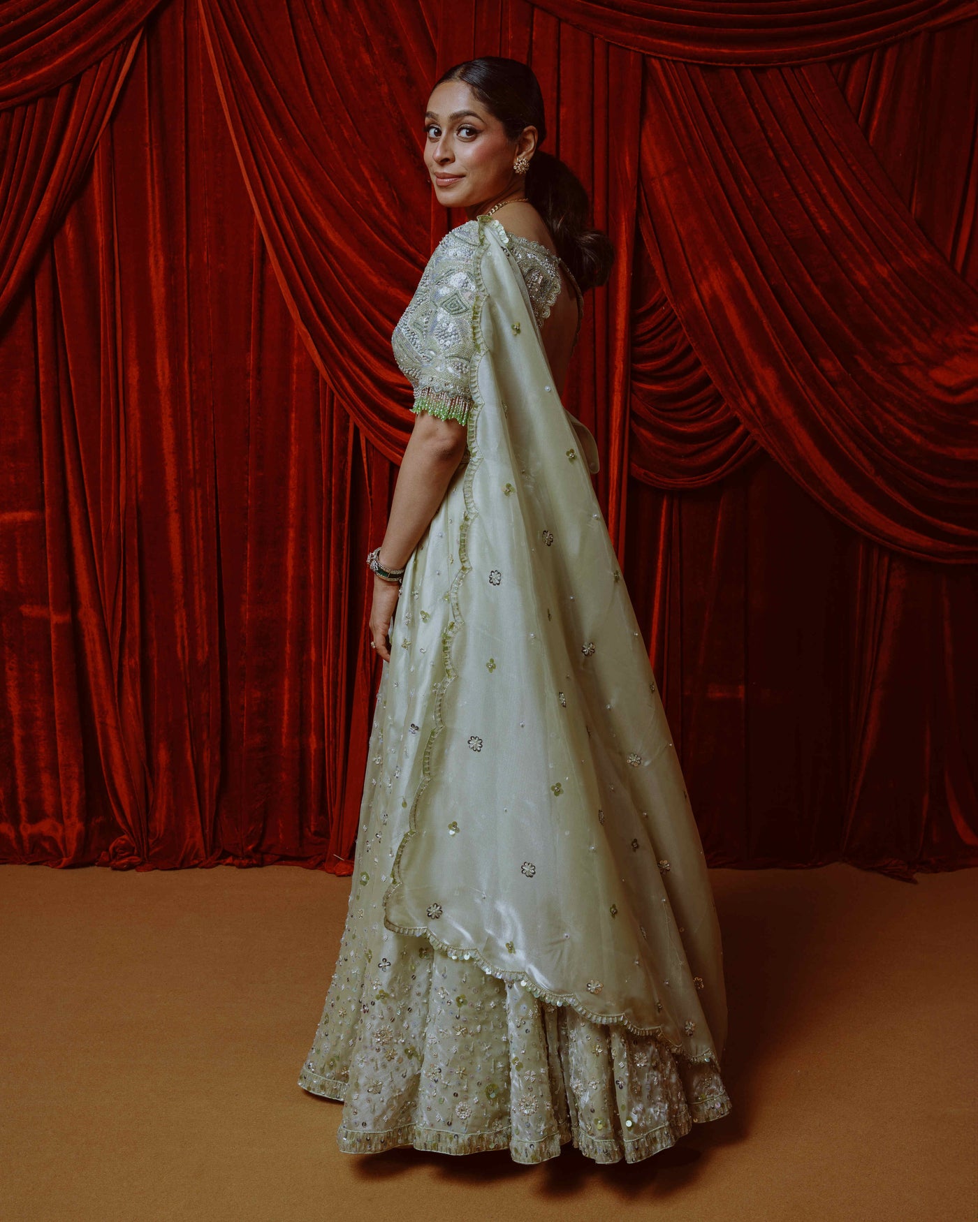 Aashu Lehenga