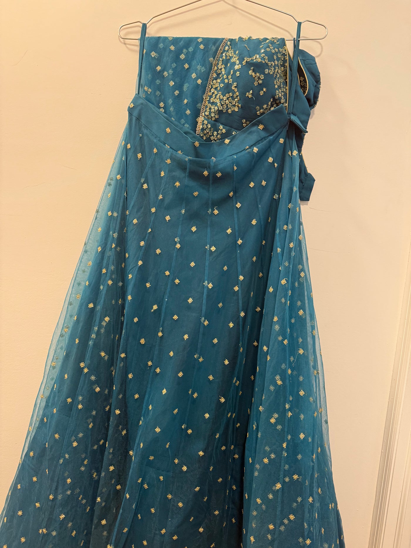 Chulbulli peacock Blue Rental