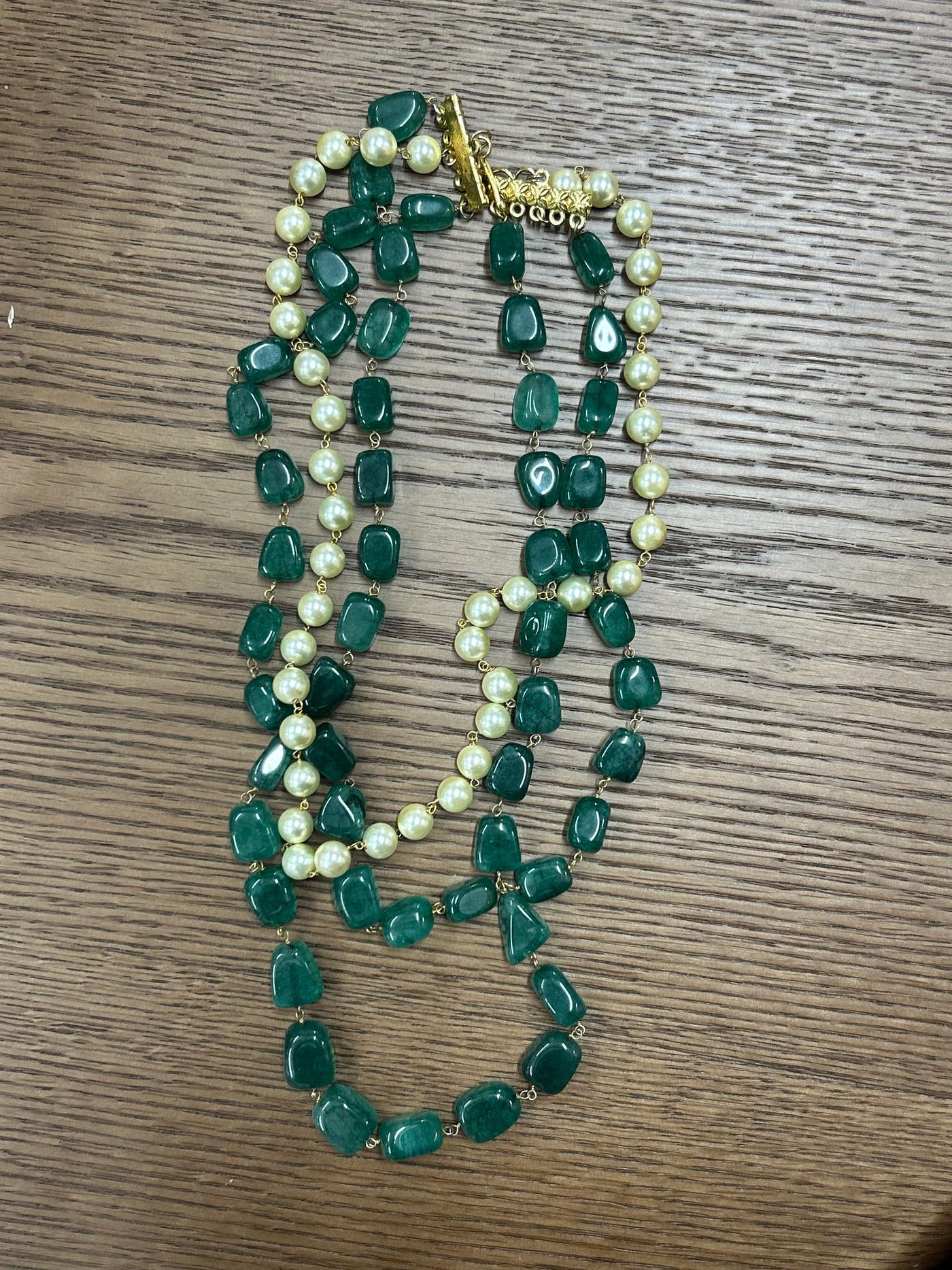 Green Pearl Stack Necklace (Rental)