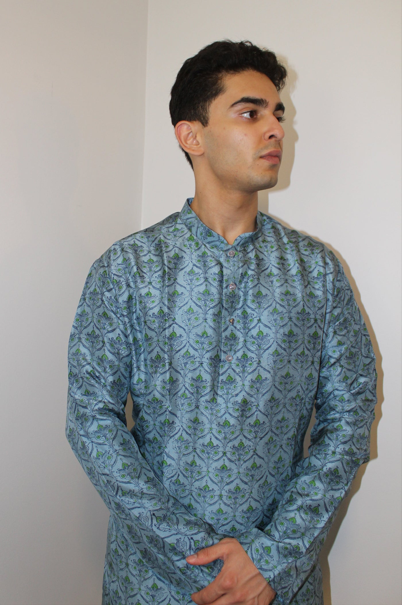 Anuj kurta - Rental
