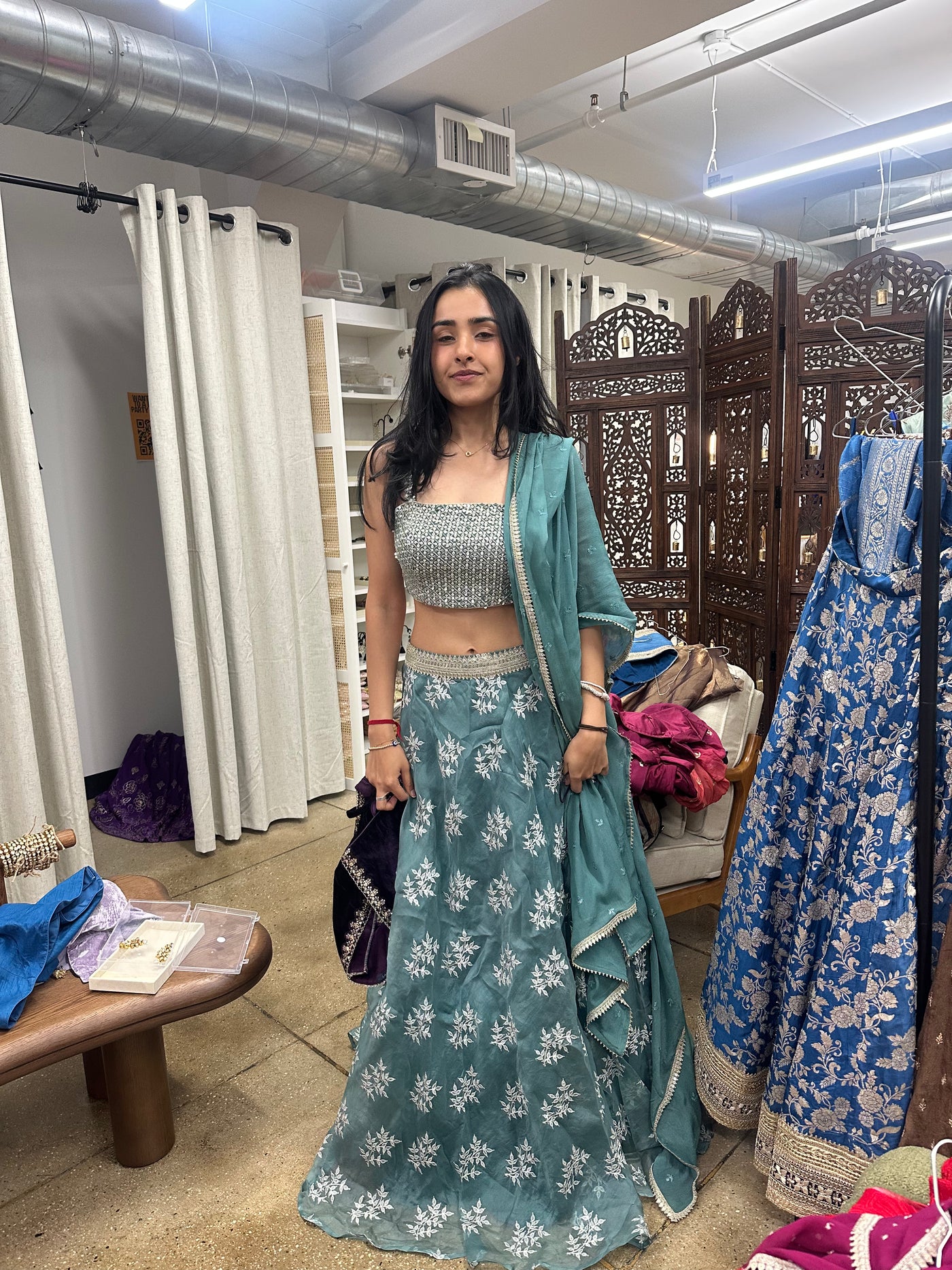 Lisa Lehenga-Rental