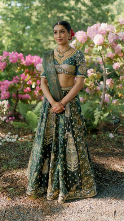 Aashu Lehenga Sangeet- Rental