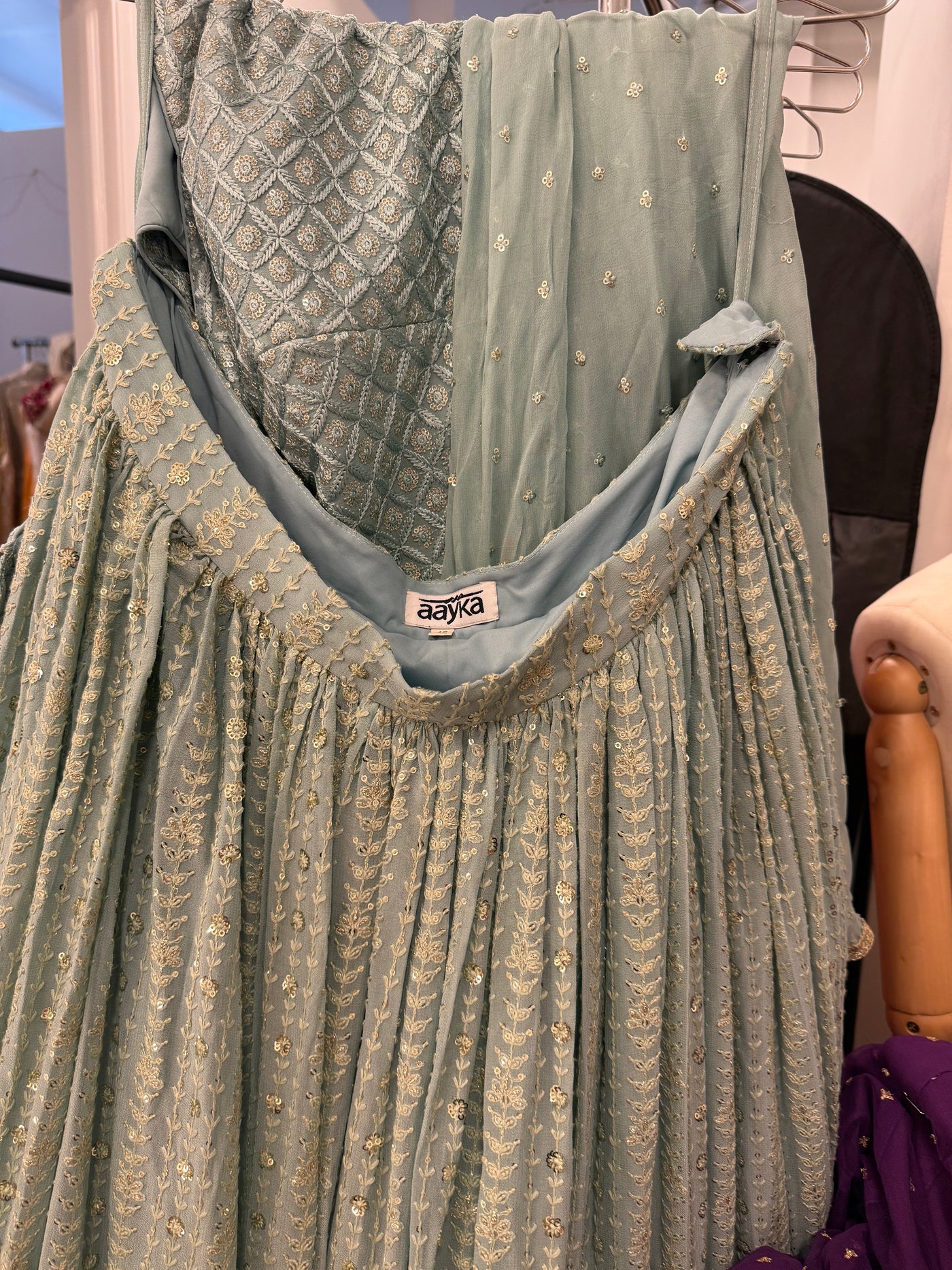 Sydney Green- Lengha - Rental