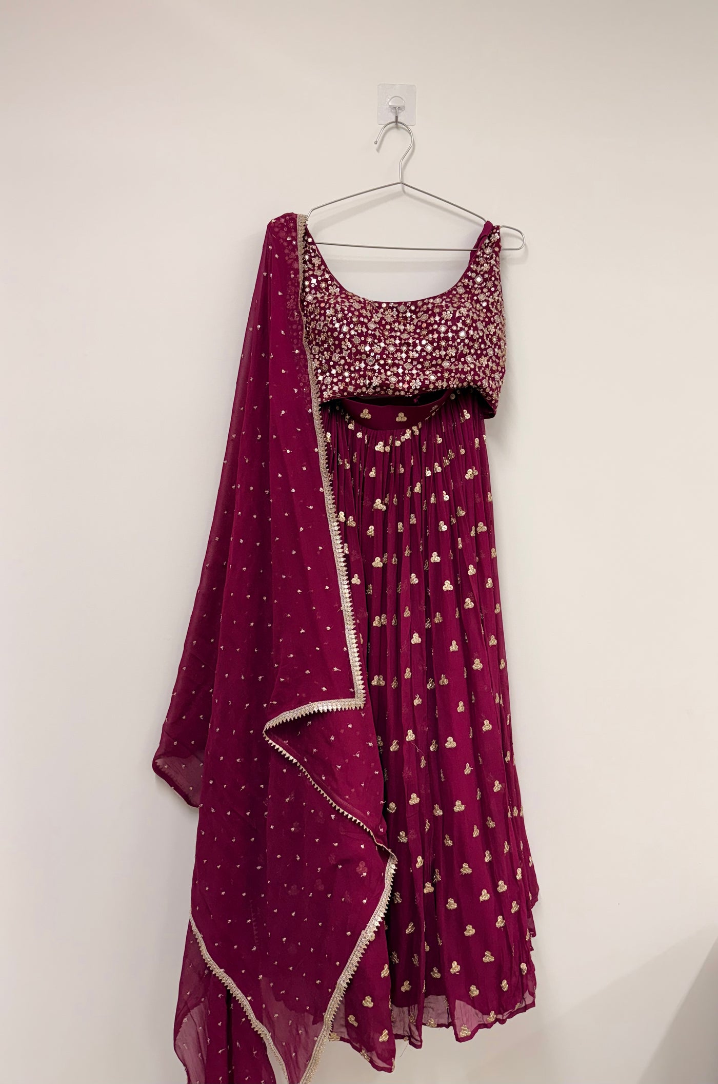 Jaya Lehenga Majenta - Rental